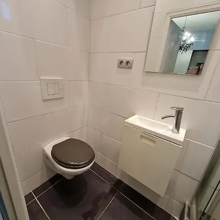 Appartement Intra Muros 8 Personnes Climatise Wifi Stationnement Facile Avignon Exterior photo